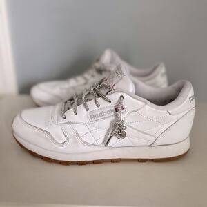 Reebok Women's Classic Leather Trainers White Sneaker rhinestone laces size 7.5